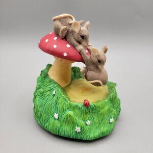 Charming Tails Thanks for Being There Musical Figurine That What Friends Are For